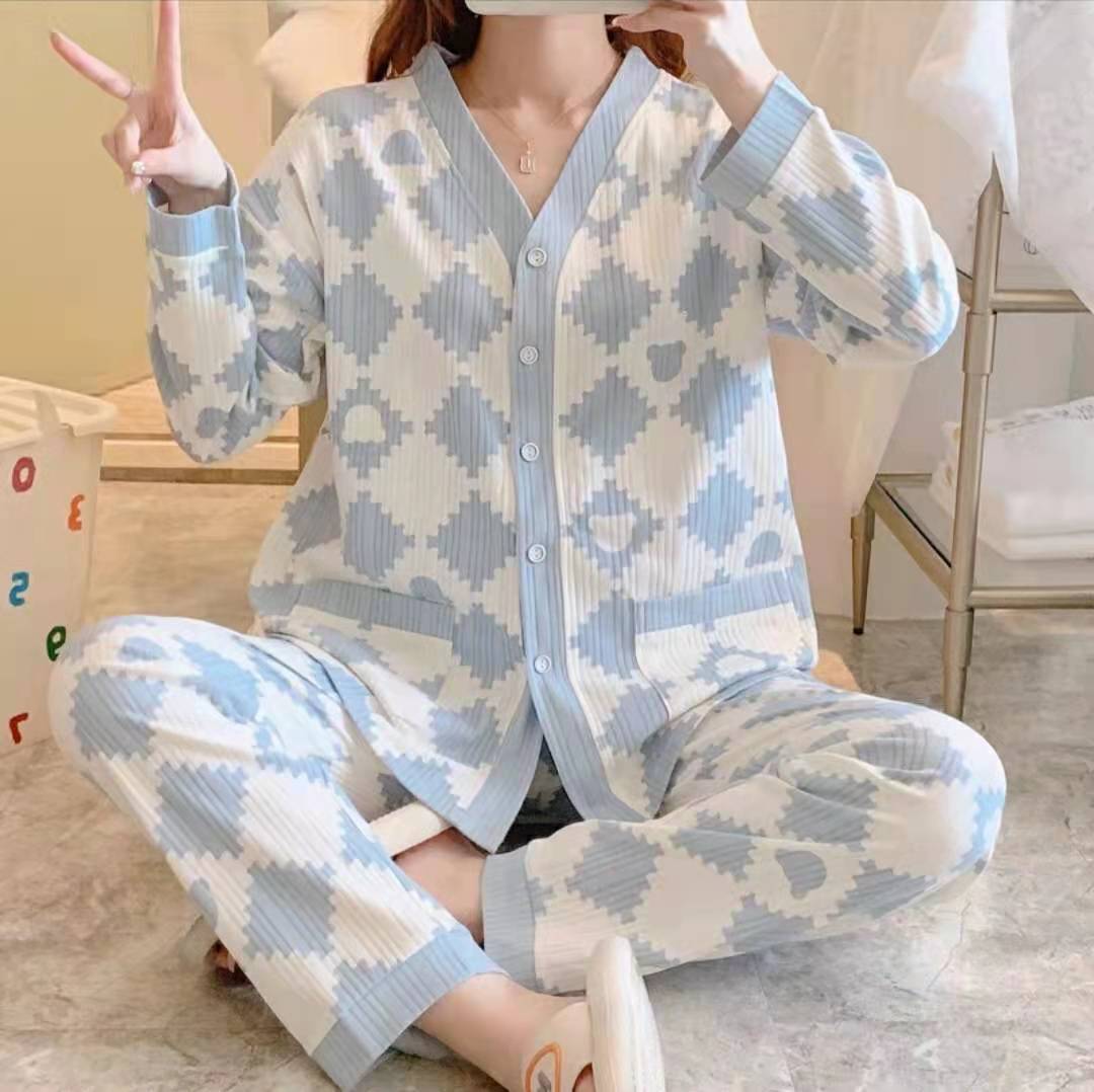 Autumn And Winter Home Clothes Loose pajamas for women