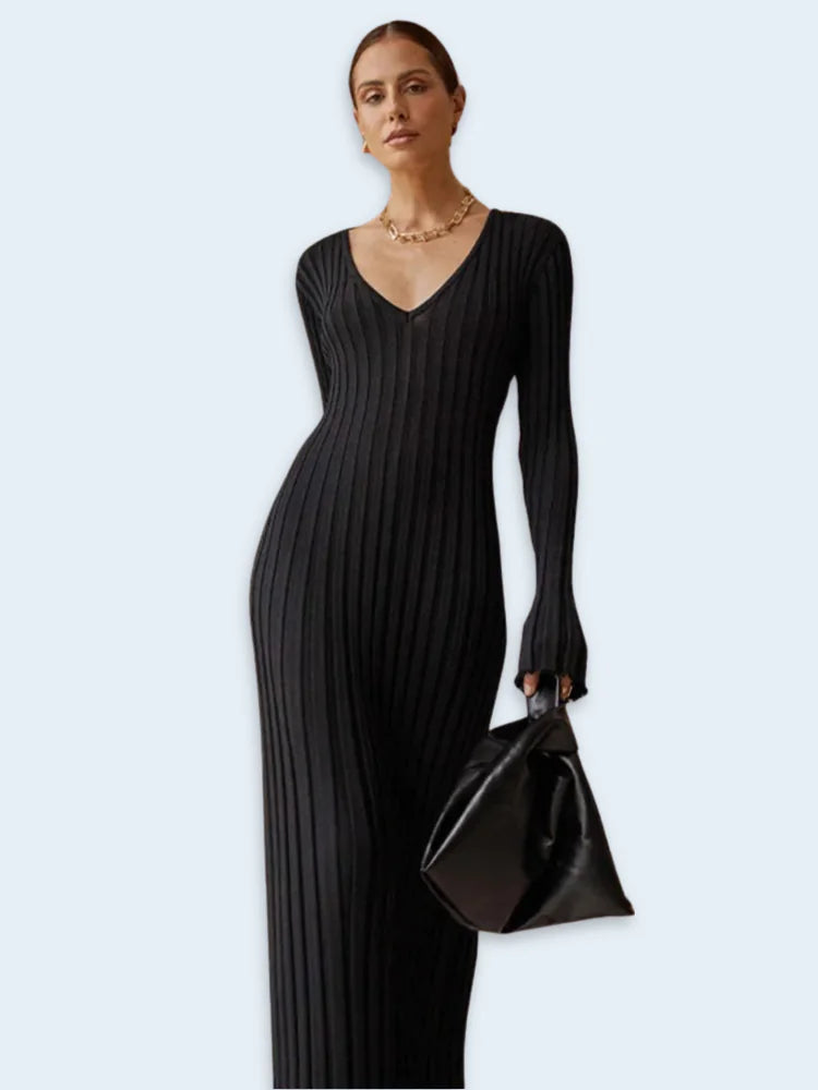 Long-Sleeved Knitted Maxi Dress